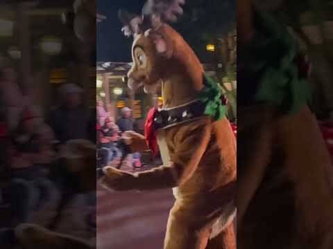 Santa and His Reindeer at Walt Disney World Mickey’s Once Upon a Christmas Parade #Shorts