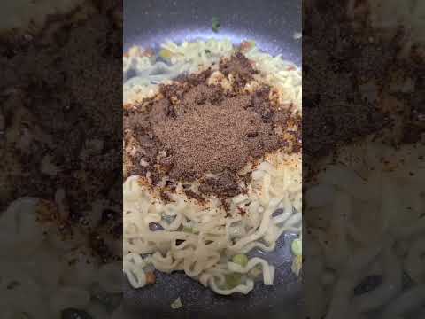 【Japanafood】韓国ドラマ飯　ジャージャン麺！チャパゲティ　チャーワン袋麺／株式会社農心（ノンシン）