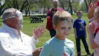 Bowie Elem. Ennis Texas  Pie in the Sky Day !