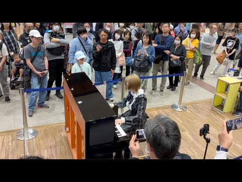 【ストリートピアノ】大観衆🥺✨「ラスティネイル」を弾いてみた【国分寺ストリートピアノ 】