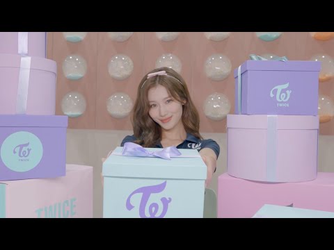 TWICE JAPAN SEASON’S GREETINGS 2025 “Birthday365” -SANA-