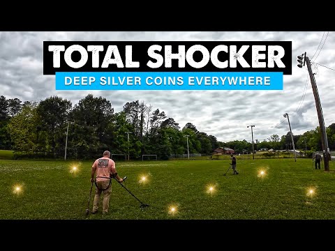 You Will NOT BELIEVE How Many DEEP SILVER COINS Were Still Hiding Here! TOTAL SHOCKER!