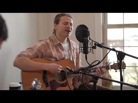 "Gold" - Max Gall | acoustic session