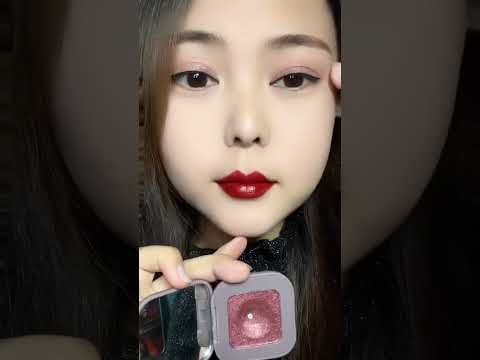 Makeup tutorial for beginners 🥰🥰 #makeup #tiktok #shorts #asmr #makeuptutorial #christmas #newyear