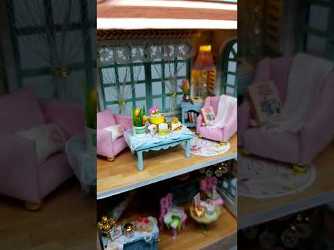 DIY miniature dollhouse kit #Shorts #diydollhouse #miniaturedollhouse