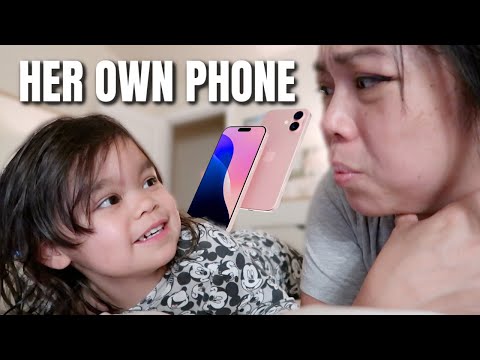 Leah is ready for a cell phone! - @itsJudysLife