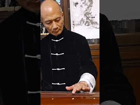 Mist and Clouds over the Xiang River, Henry's Guqin Practice