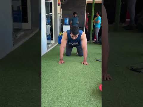 3 easy levels of beginner pushups #telugufitness #telugufitnesstrainer #pushups