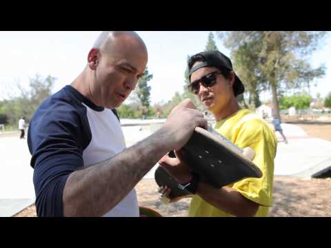 "Skateboard Battle vs Willy Santos" | Jo Koy