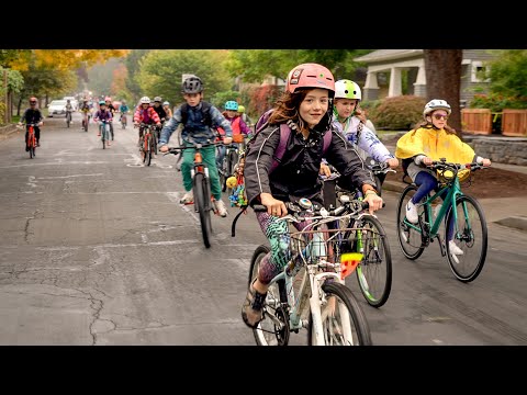 The Bike Bus: A Weekly Parade With Huge Benefits for Students