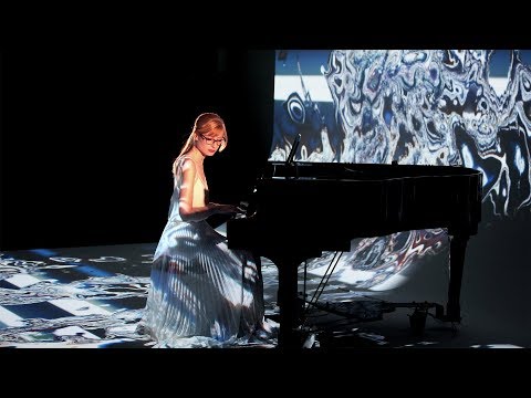 Kelly Moran - Halogen (Live Performance)