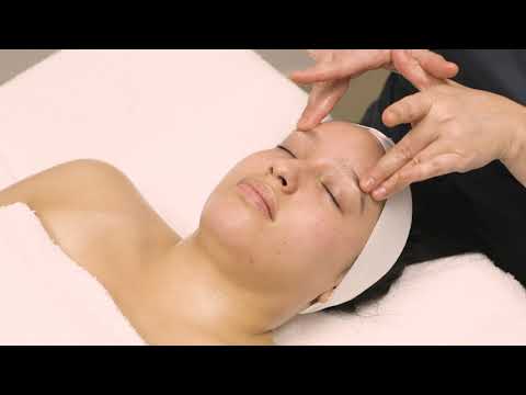 Spa European Facial Massage Movements Protocol | Step 9: Eye Circles and Pressure Point Walk