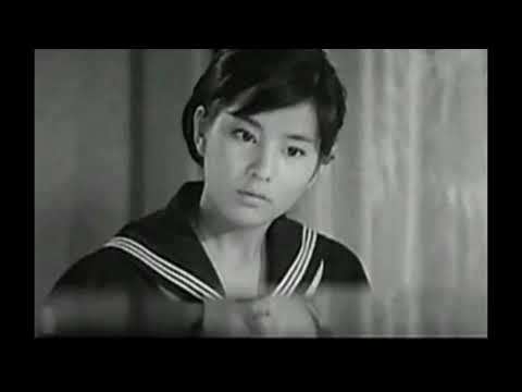 安達明 - 女学生