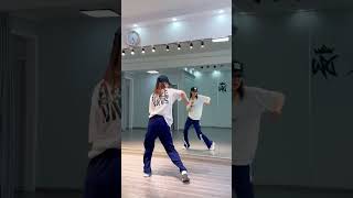 One T + Cool T The magic key - Dance Cover | Cute Girls 01 | #shorts #dance #themagickey