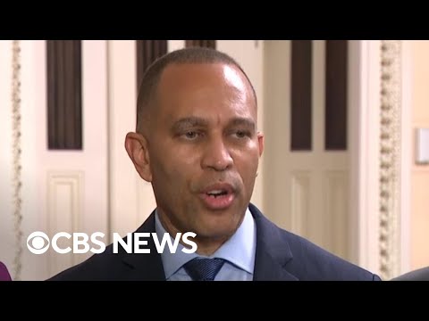 Hakeem Jeffries speaks after House passes funding deal