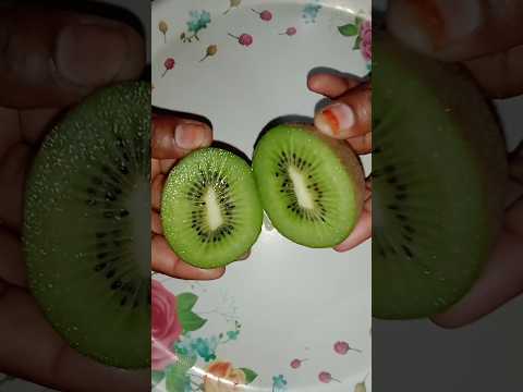 #first time kiwi fruit eating #yummy #tasty #healthy  #ytshorts🙏🙏thankyou all