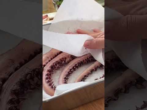 How to make Grilled Octopus with Potatoes