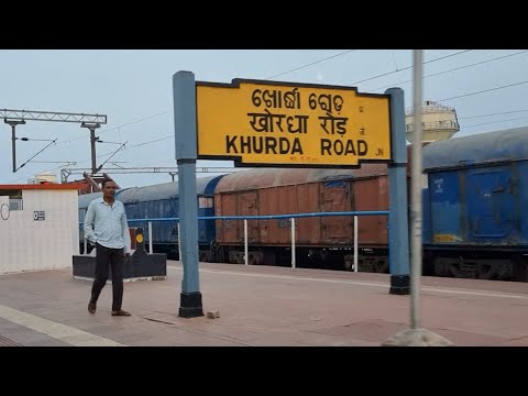 Khurda Road Junction 20813/Puri-Jodhpur Super Fast Express Arriving Departing, Indian Railways 4k HD