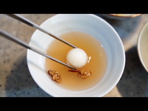 Korean traditional royal dessert,steamed pear (Easy to make at home)