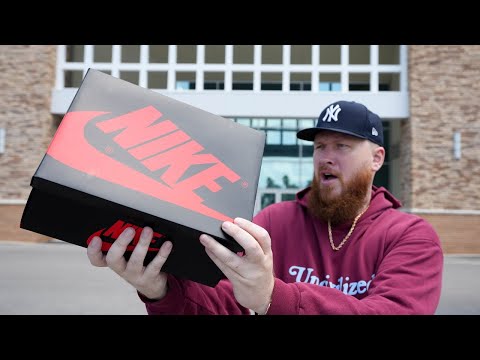 I BOUGHT JORDAN SNEAKERS AT THE MALL FOR ONCE! (THINGS ARE CHANGING…)