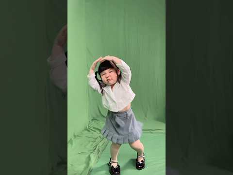 Tiramisu Cake Dance Viral! #babyshorts #cute #laguviral #babygemoy #dance #viralmusic #gemes #fyp