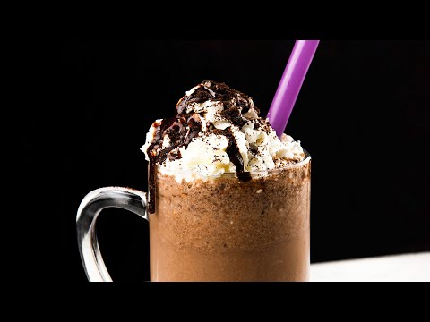 Starbucks Mocha Cookie Crumble Frappuccino (Copycat)