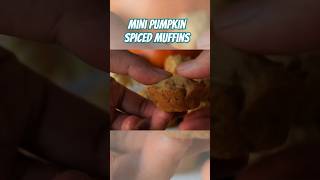 I love the holiday season | Mini Pumpkin Spice Muffins #simplybakings