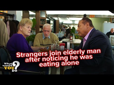 Strangers join elderly man after noticing he was eating alone | WWYD