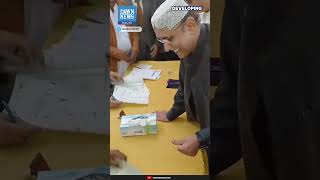 Former President Asif Ali Zardari Casts Vote In Nawabshah | Dawn News English