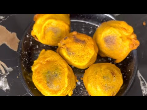 आलू के पकोड़े बनाने का सबसे आसान तरीक़ा।Aloo Pakoda|Aloo Pakoda Recipe|Monika Recipes#alookepakode