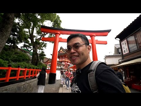 The long treacherous hike of Fushimi Inari Taisha in Kyoto