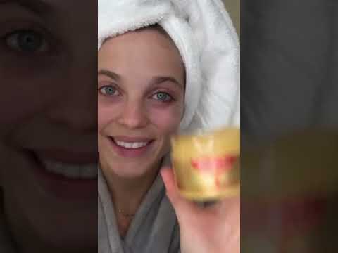 Vitamin C and Turmeric Clay Mask for Face  #beautyproducts #skincare   #facetreatment  #viral