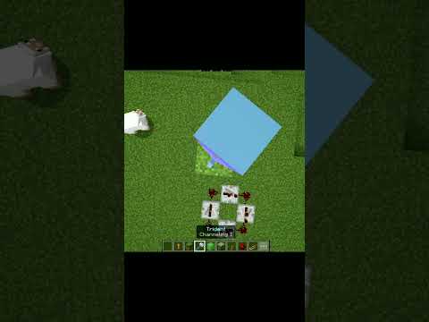 viral minecraft Tiktok thunderstorm maker ⚡⛈️ hack 😱 ( #shorts #minecraft )