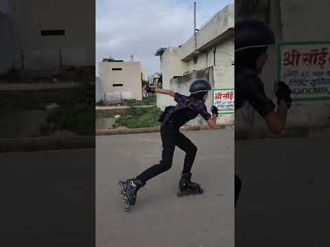 #indianskater #stunts #rollerdance #stunt #stuntwork #skatedance #skate #skating #rollerskating