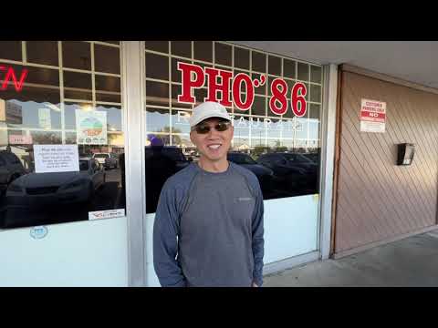 Pho 86 Restaurant with Sean and Al - Pho (beef noodle soup) and Com Ga (Chicken and Rice)