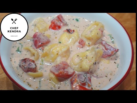 Creamy Spinach and Tomato with Cheese Tortellini!