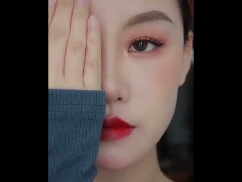 Chinese Vs Korean Makeup | Makeup Hacks to Try #douyin #ulzzang #makeup #shorts