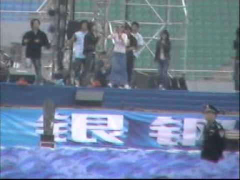 [CFF] 重慶商業演出彩排 2004-03-27 側拍 S.H.E.