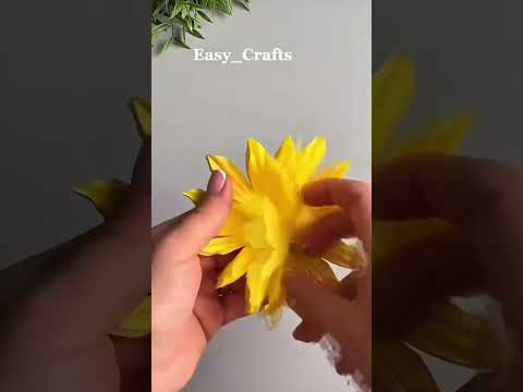 DIY paper craft flowers home decorations gift idea #foryou #tiktok #fyp #gift #craft