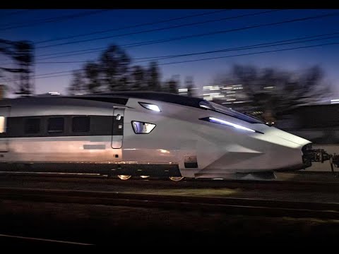 北京震撼首发！中国最新高铁复兴号CR450极速试运行全程曝光 🚅✨Full Coverage of China’s Latest High-Speed Train CR450