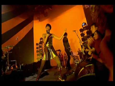 Black Tongue (live) - Yeah Yeah Yeahs