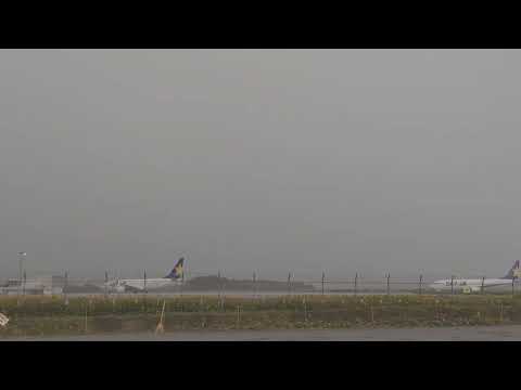 231028 茨城空港 ゲリラ雷雨