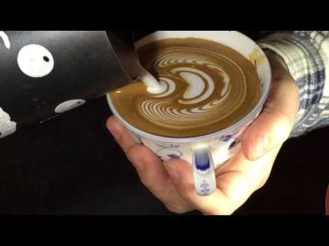 Latte art wingtulip