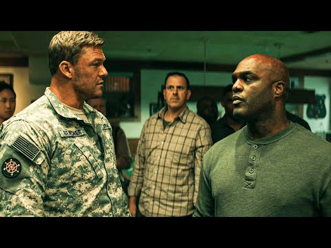 Jack Reacher Starts A Bar Fight - Reacher Season 2 Clip (2023)