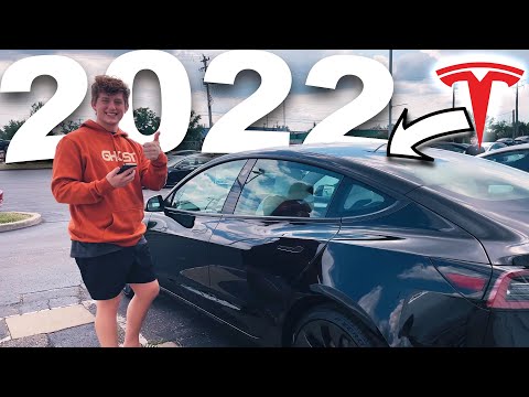 My NEW 2022 Tesla Model 3 Performance | Delivery Day! (Checklist, Mobile Charger, and More)