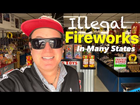 USA 🇺🇸 Fireworks Shopping: Firecrackers, 🧨 Roman Candels, almost everything!