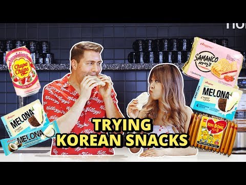 INSTAGRAM FOODIES TRY KOREAN SNACKS 2019 | Food Taste Test