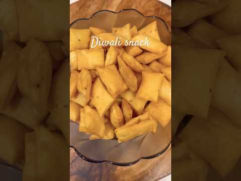 Diwali savoury snack- crispy n tasty! #diwalirecipe #diwali #cooking #easyrecipe #shorts #snacks