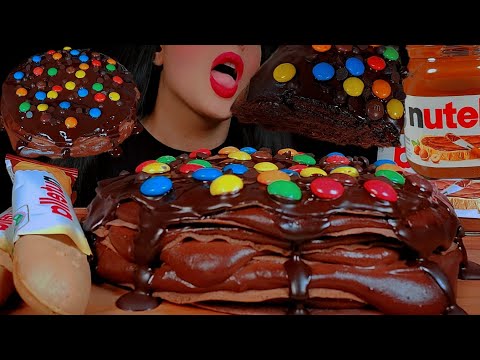 🍫ASMR M&M CHOCOLATE CREPES CAKE👅 and NUTELLA B-READY and milk|먹방 초콜릿 |mukbang chocolate 🍫notalking 🐾