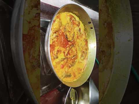 सरसों मसाला वाली मछली ऐसे बनाए। fish curry recipe #shortvideo #shorts #youtubeshorts #cooking #viral